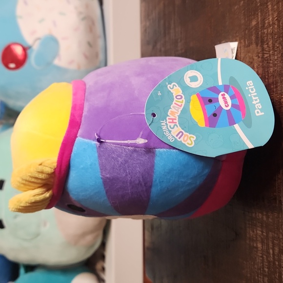 Patricia Potato Chips Squishmallow 7" - Picture 2 of 2